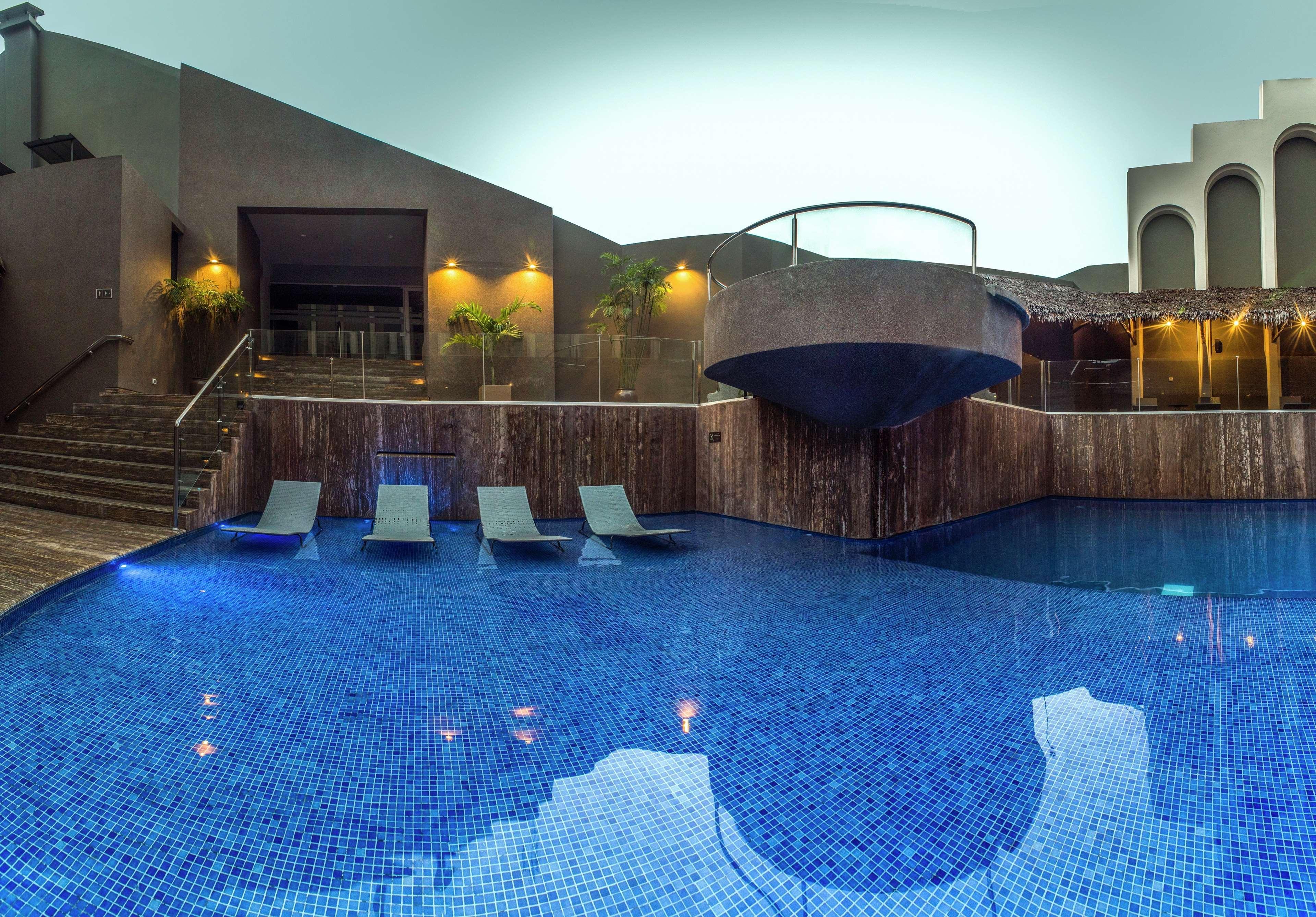 Doubletree By Hilton Iquitos Hotel Bagian luar foto