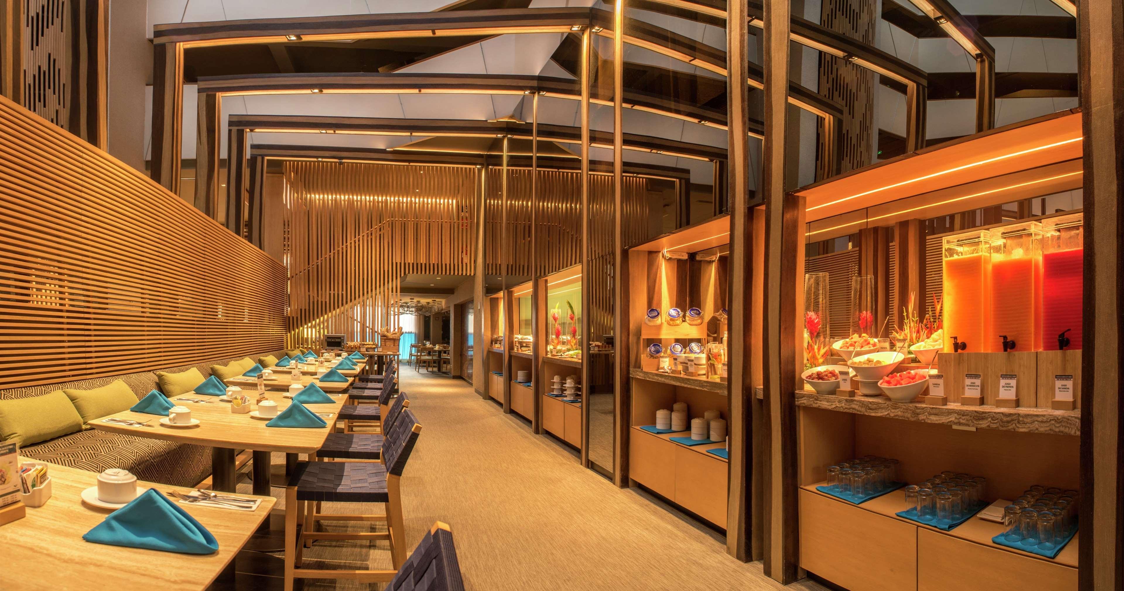 Doubletree By Hilton Iquitos Hotel Bagian luar foto