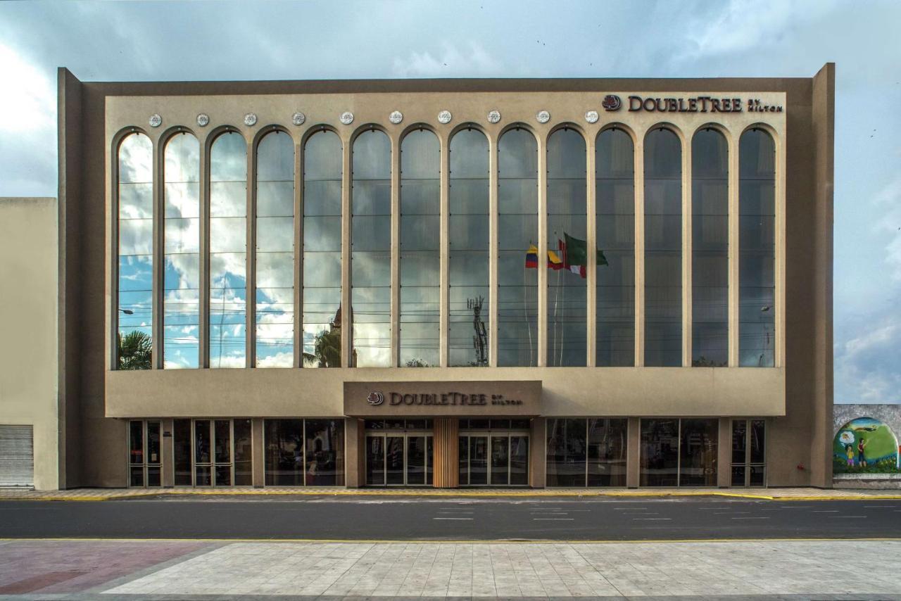 Doubletree By Hilton Iquitos Hotel Bagian luar foto
