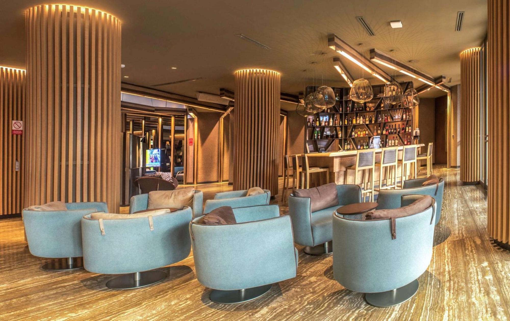 Doubletree By Hilton Iquitos Hotel Bagian luar foto