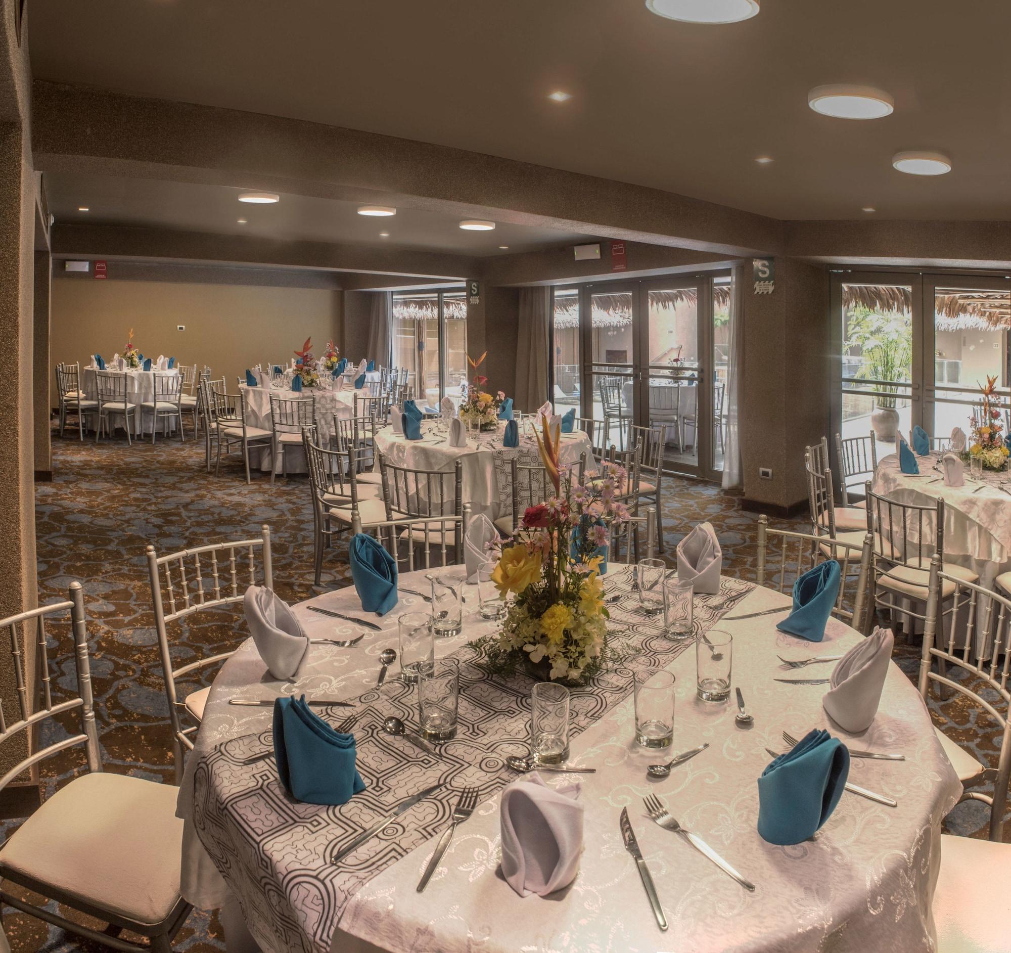 Doubletree By Hilton Iquitos Hotel Bagian luar foto
